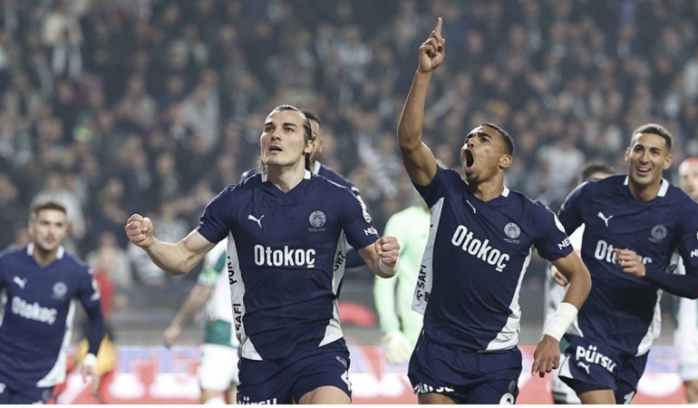fenerbahce-konyasporu-3-1-maglup-ederek-onemli-bir-galibiyet-aldi-rY11Ygrq.jpeg