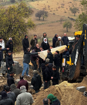 b746a407f3793f5efb1aa4984cb412a9