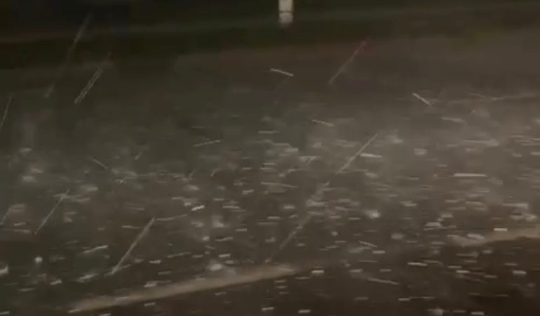 Mardin’de fındık büyüklüğünde dolu etkili oldu