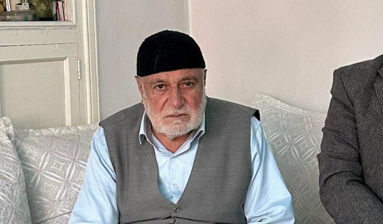 Mardin’de otomobil nöbet kulesine çarptı: 1 ölü, 1 yaralı