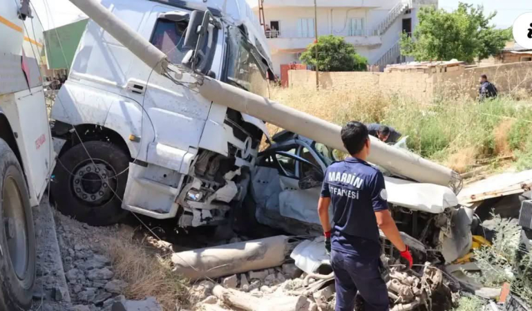 Tankerin çarpıp sürüklediği otomobilin sürücüsü öldü